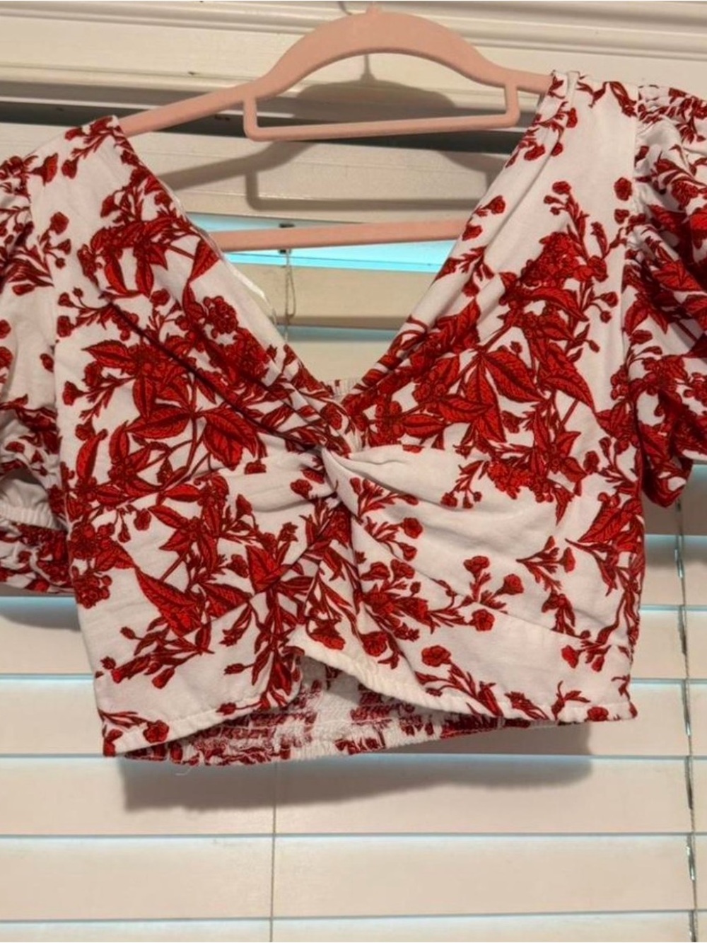 Red Floral Twist-Front Crop Top - Women